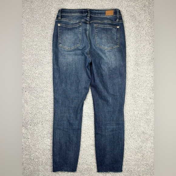 Judy Blue Jeans Womens 7 Mid Rise Vintage Relaxed Fit Distressed Holes JB88135 - Picture 4 of 4